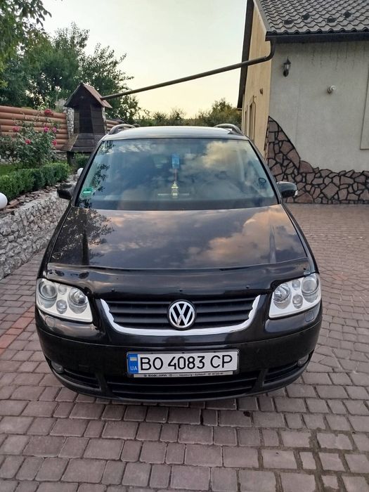 Продаю авто Фольксваген туран