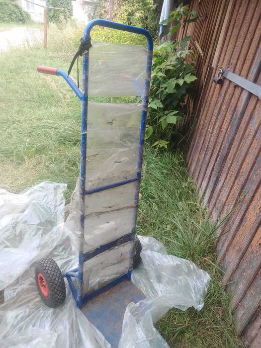 Продам вантажну тачку