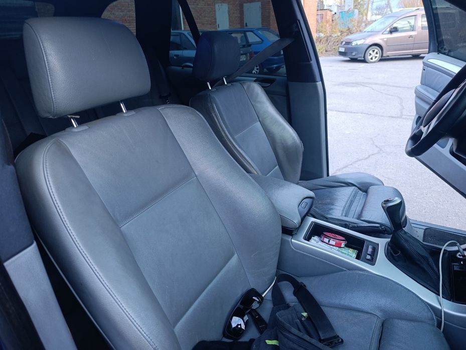 Продам bmw в ідеальному стані