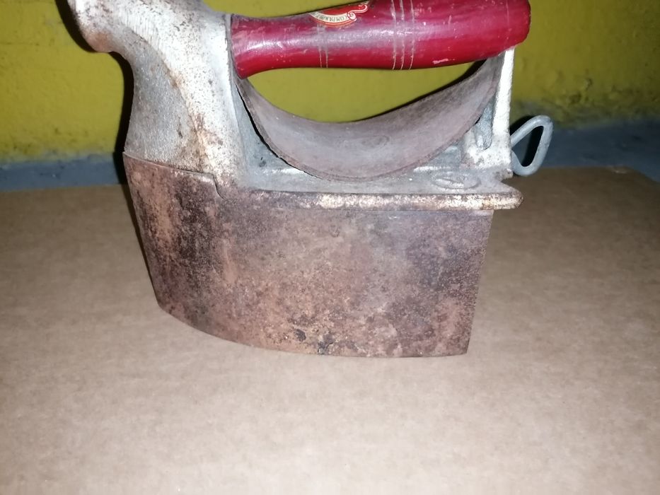 Ferro de engomar vintage
