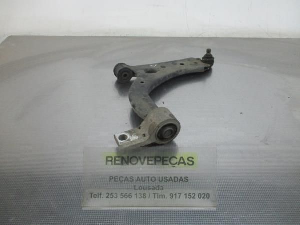 Braço de suspensão frente direito FORD Fiesta V Van