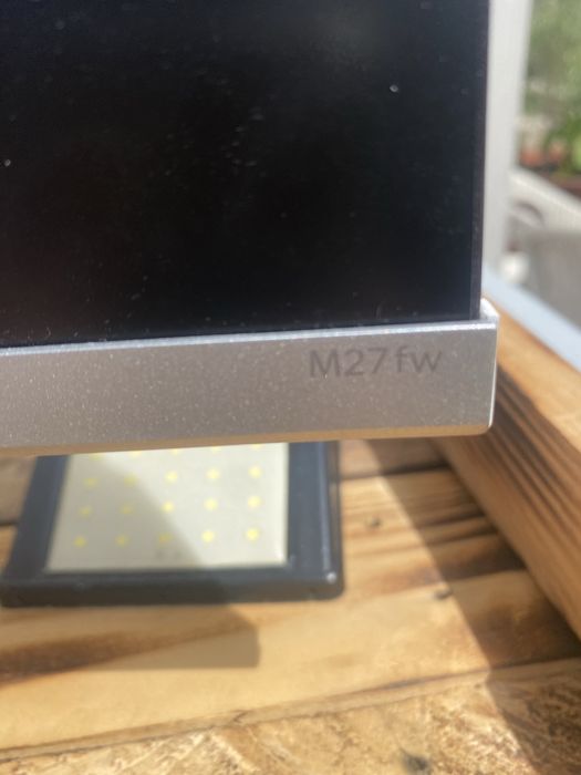 Munitor  Hp como novo