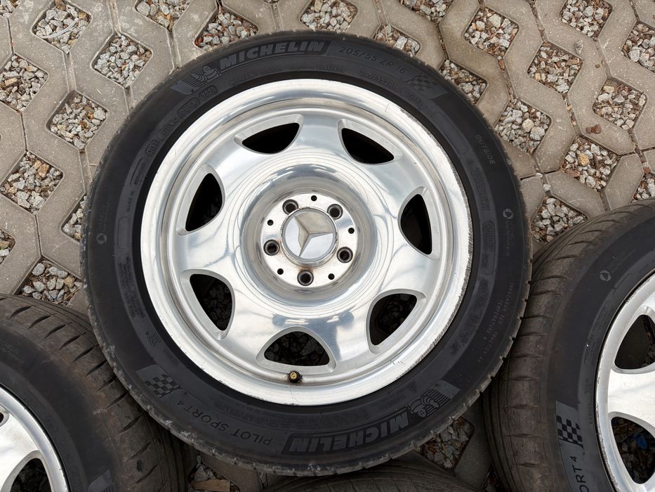 Koła do Mercedesa Felgi Opony 16 cali 205/55r16 ET37