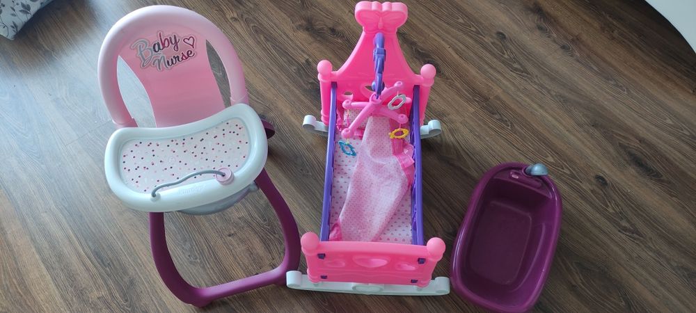 Zestaw zabawek dla lalek łóżeczko krzesełko wanienka