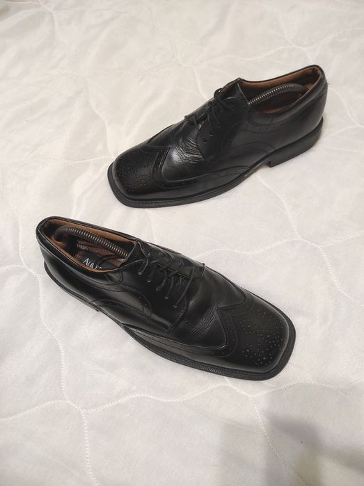 Броги оксфорди Alberto Toresi оригінал
43р. 28см  устілка
Виготовлені