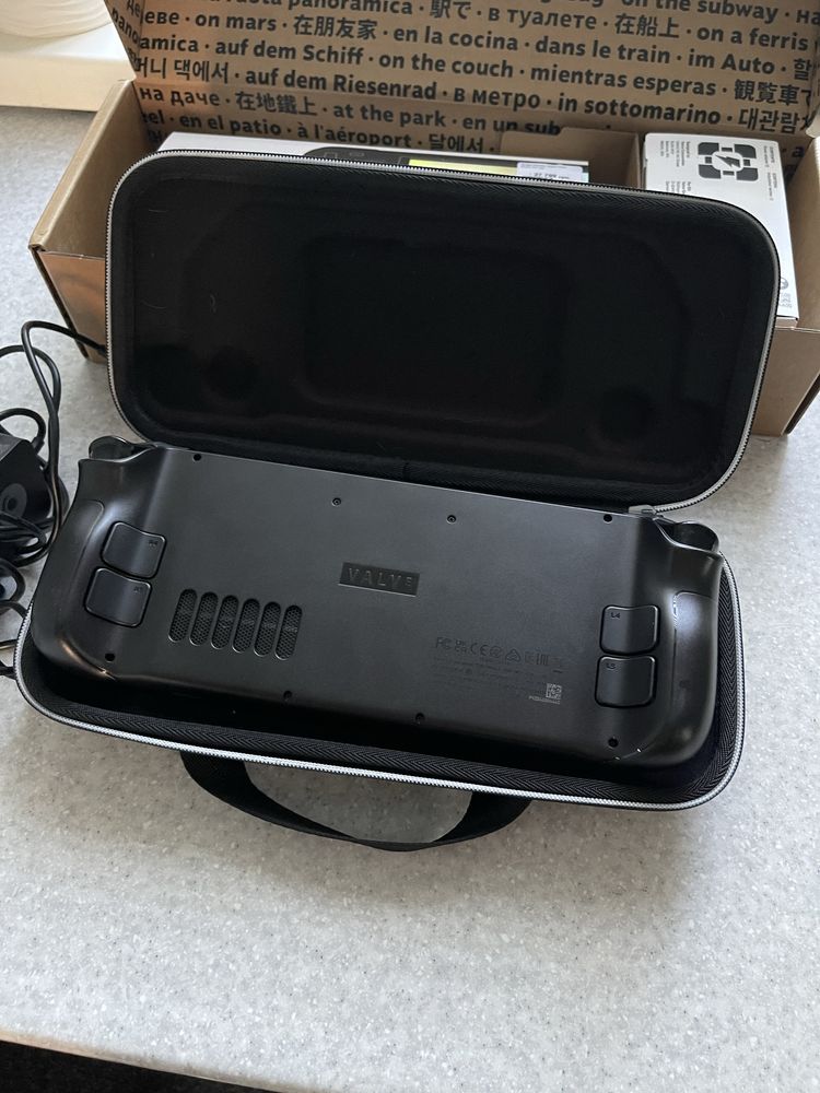 Steam Deck Oled 512 повний комплект
