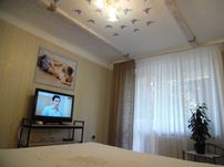 Посуточно 2 х,Центр, Камянецкая 82,Филармония,Чистая!!