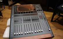 Behringer Wing Compact