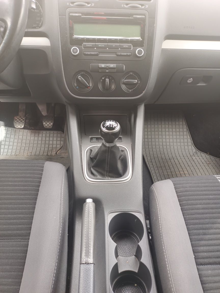 Volkswagen Jetta 1,4 TSI 2009 rok