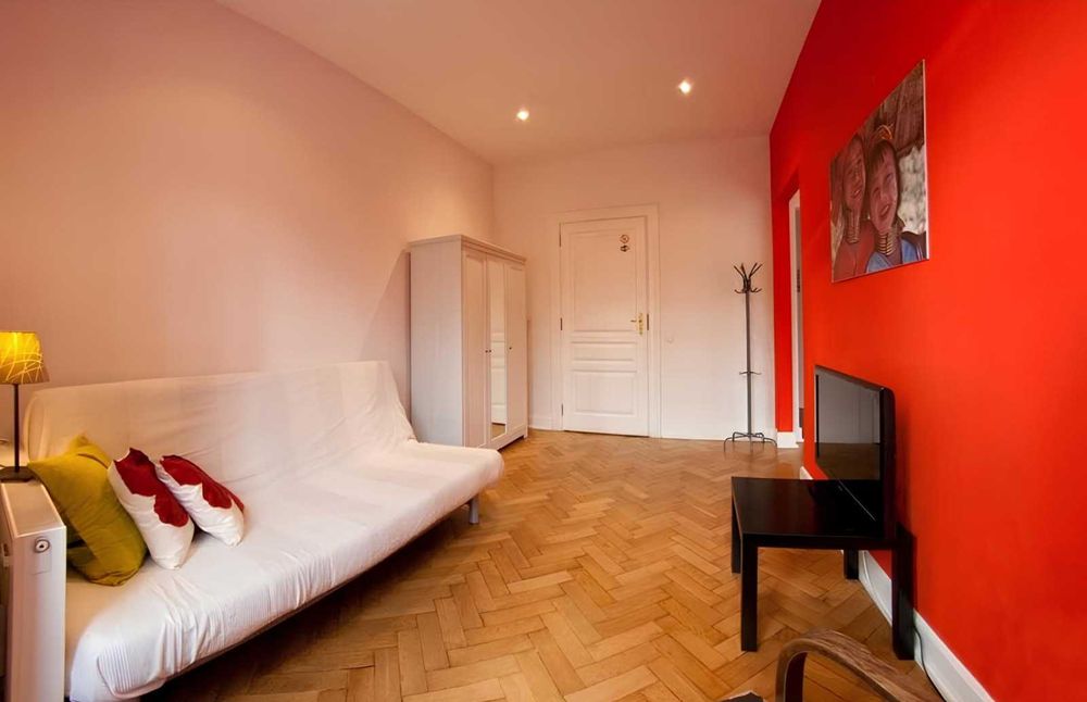 Wynajmę 2 pokojowe mieszkanie na starówce