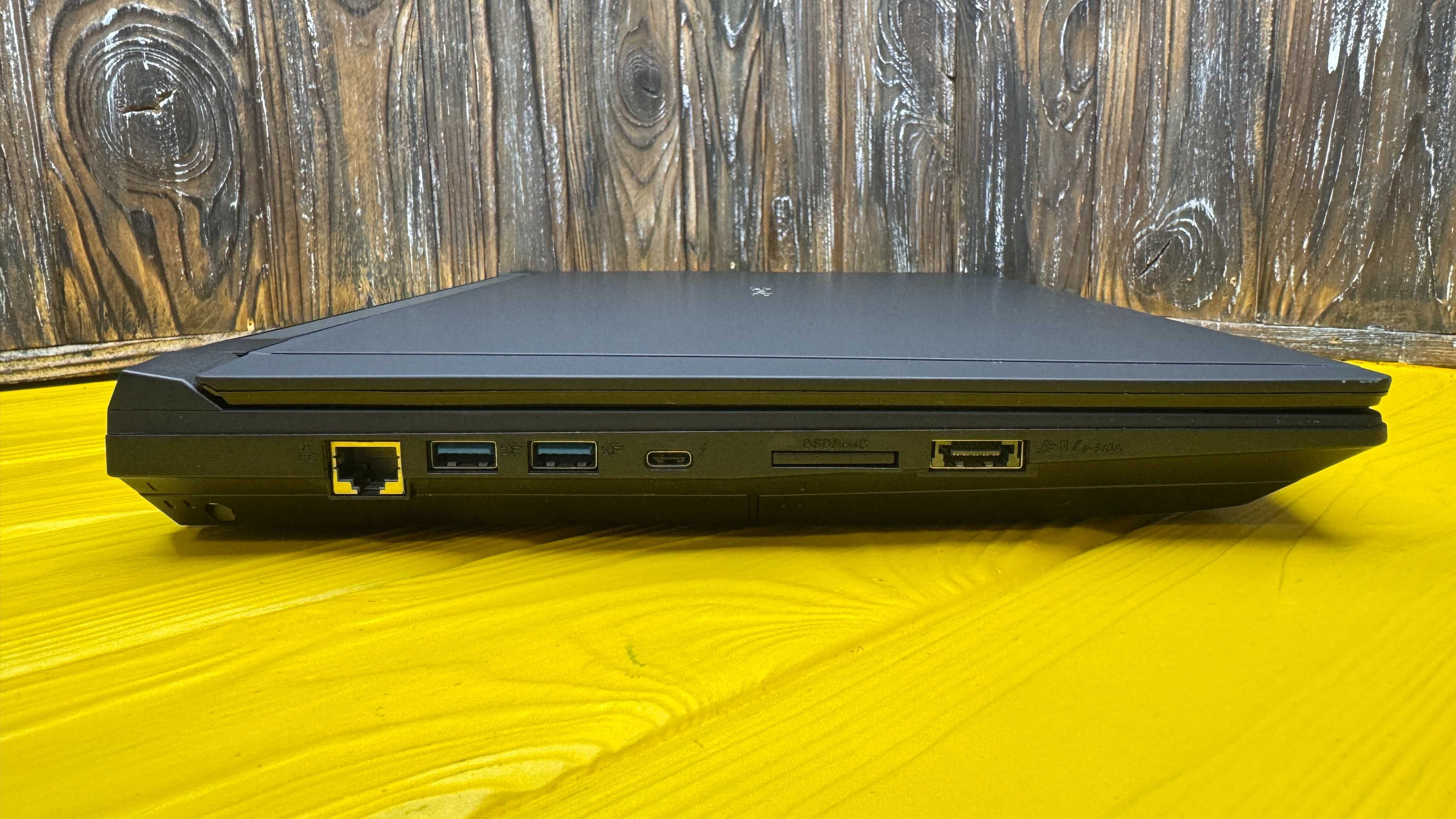 Ігровий Ноутбук Sager P750DM /Core i5-6600K/GTX 980 8 GB/ГАРАНТІЯ