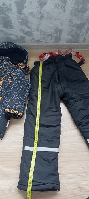Продам зимовий комплект на хлопчика