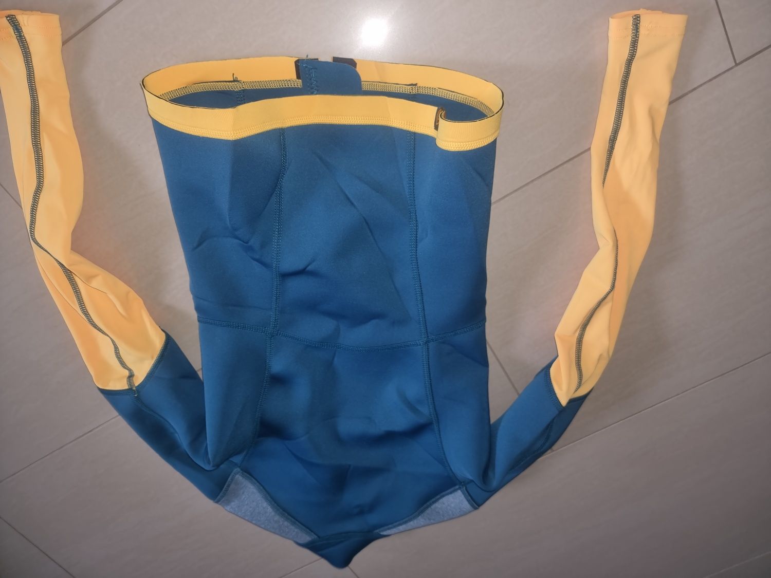 Pianka pływacka 12l