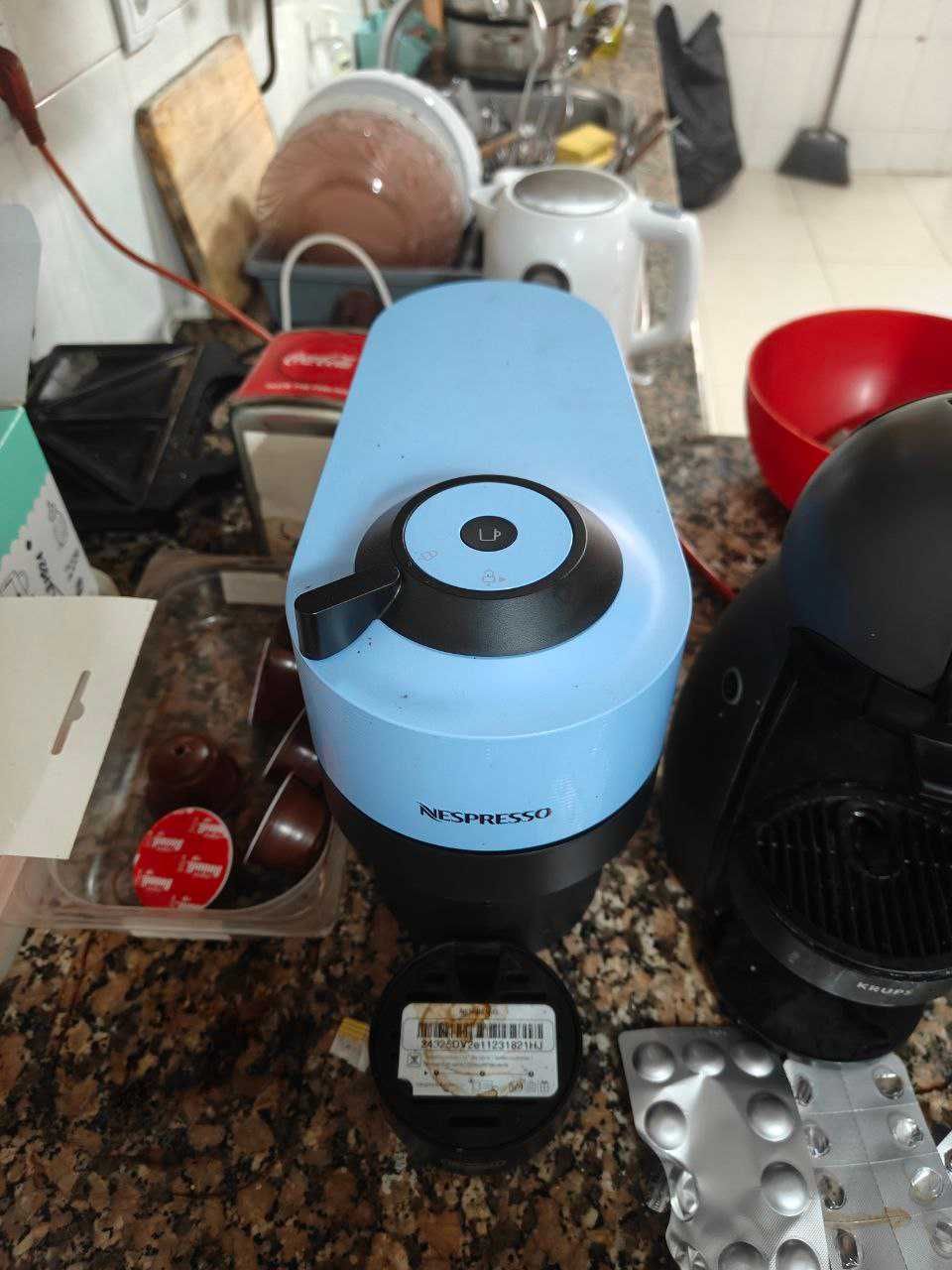 Máquina de Cápsulas de Café Nespresso Vertuo