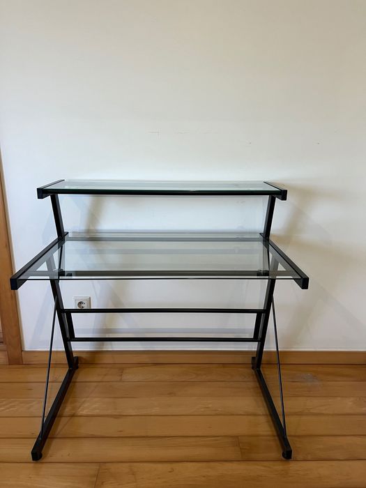 Secretária/Mesa de Computador Moderna em Vidro e Metal