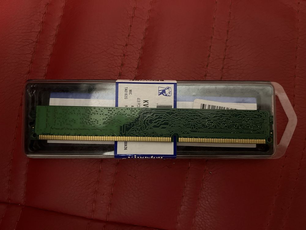 Память оперативная низкопрофильная kingston dimm ddr3 1600 4Гб
