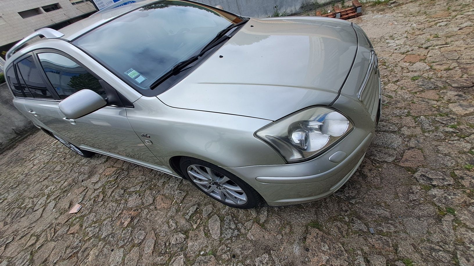 Toyota Avensis t25