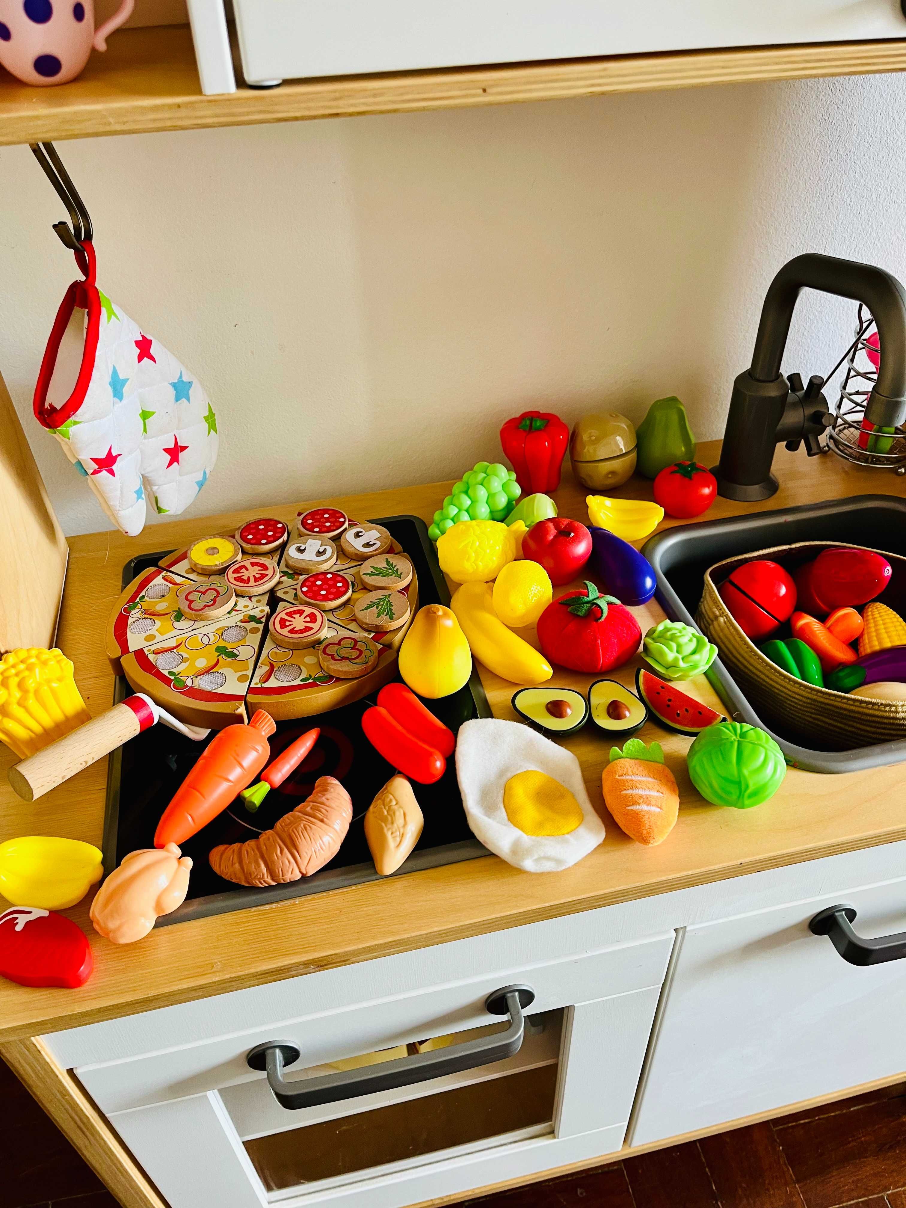 Cozinha de brincar Ikea para crianças em óptimo estado