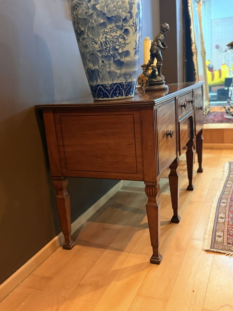 Side-board neoclassico , (aoarador )