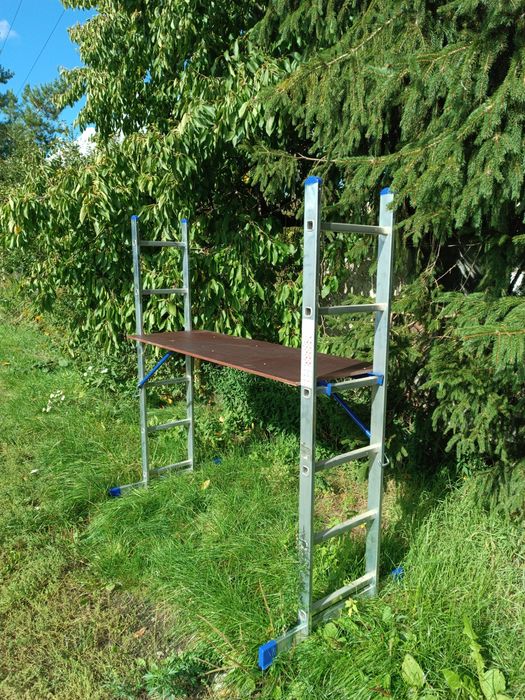 Rusztowanie schodowe, podest - WYNAJEM