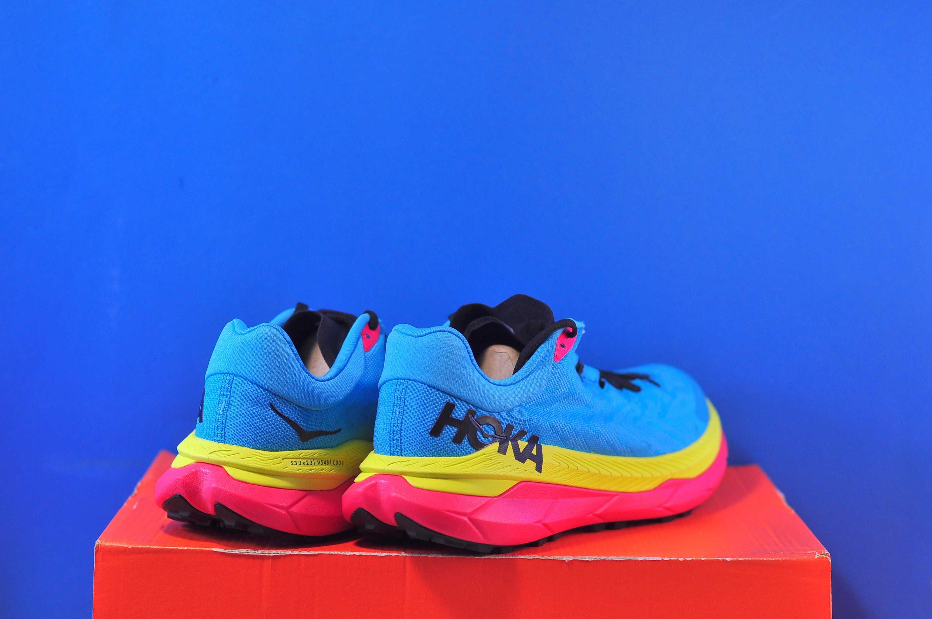 Кросівки Hoka One One Tecton X , One One Tecton X 2 Low Cherries