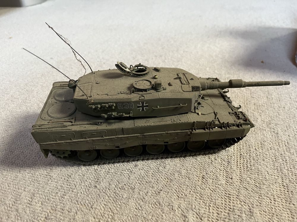 Model Leopard 2A4 skala 1:35