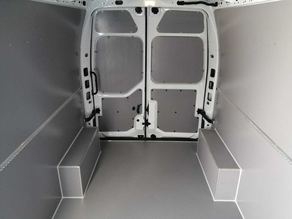 Renault Master L3H2 Zabezpieczenie podłogi, boków i drzwi paki