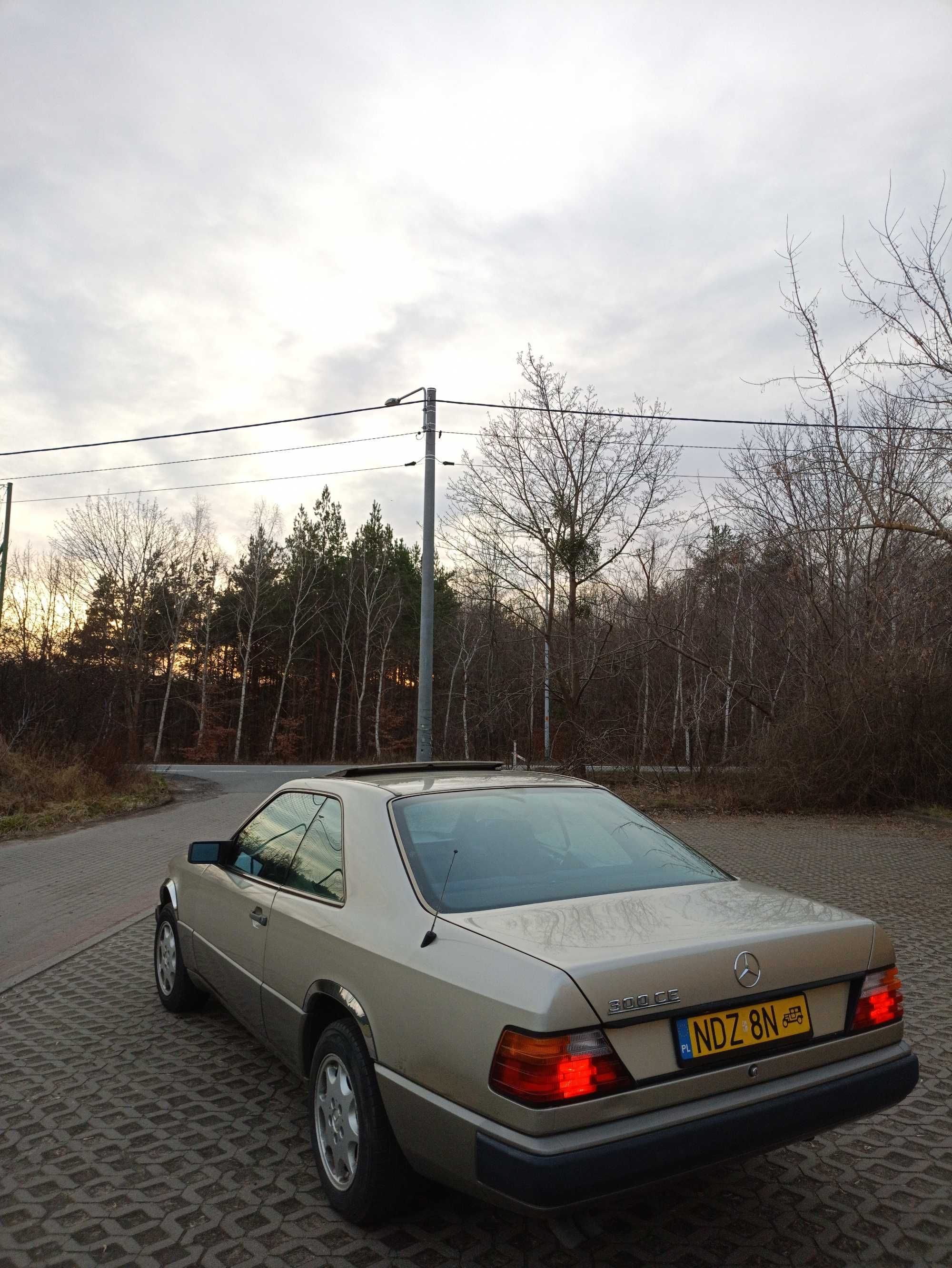MERCEDES Ce300 Coupe