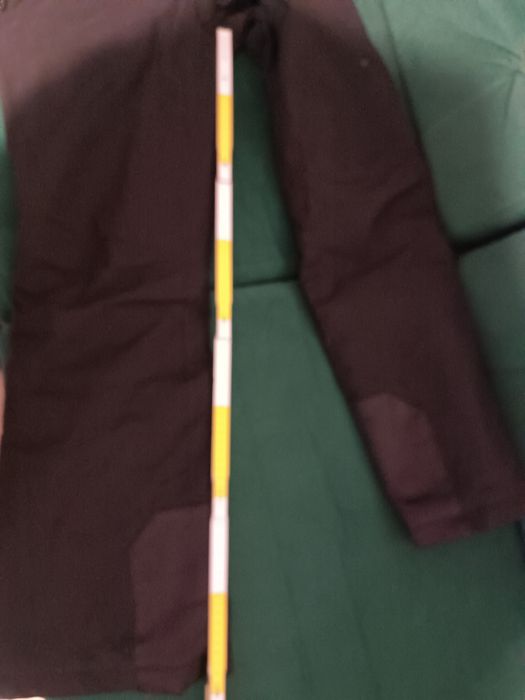 Męskie czarne spodnie narciarskie z szelkami M