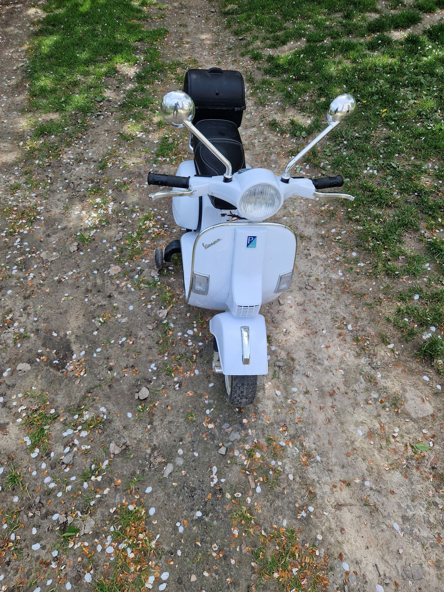 Skuter dziecięcy Vespa