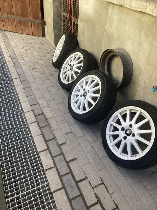Felgi z forda biala 4x108 r16