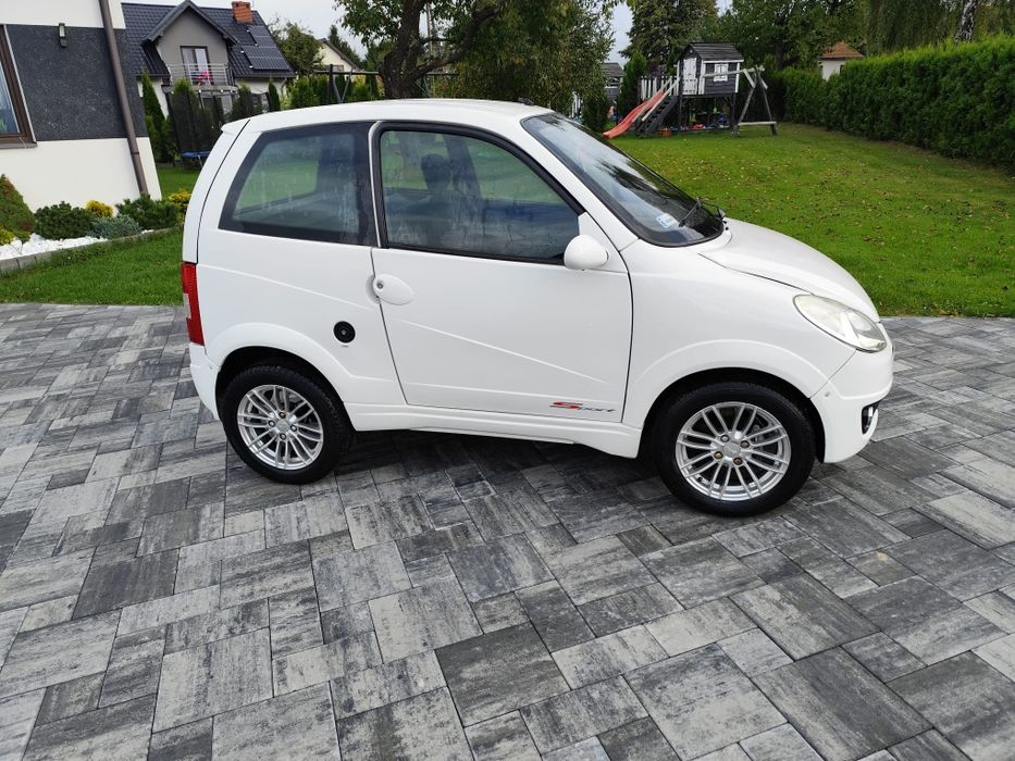 Ligier XTOO 2009r czterokołowiec lekki L6e Microcar
