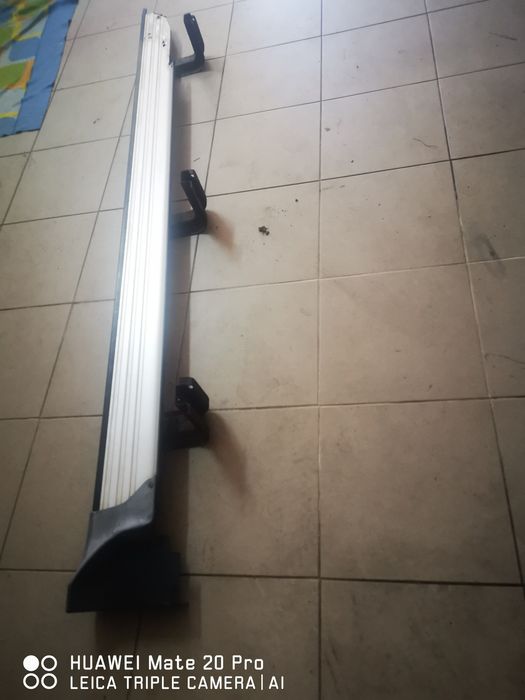 Estribos Nissan GR y 61longo usado. Mais cabo de aço novo para  guinch