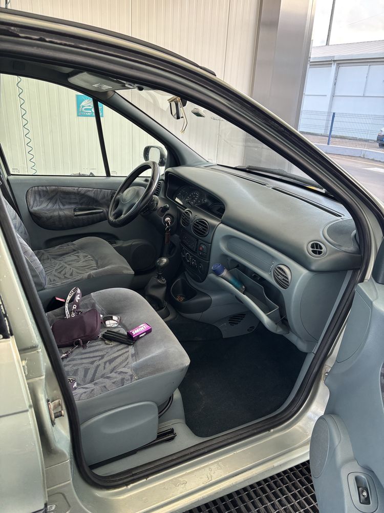 Renault Scenic 1.4 leia todo anuncio