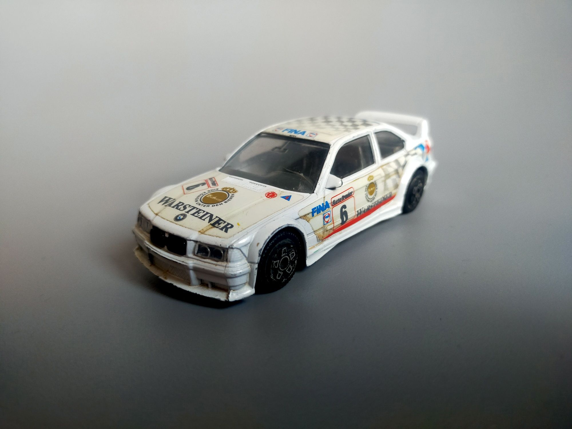 Model Bburago Burago BMW M3 skala 1:43