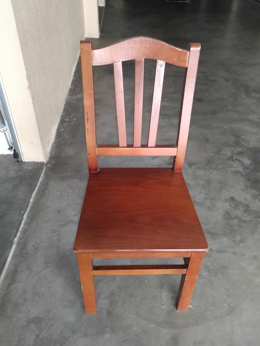 Conjunto de 4 cadeiras e 1 mesa cozinha