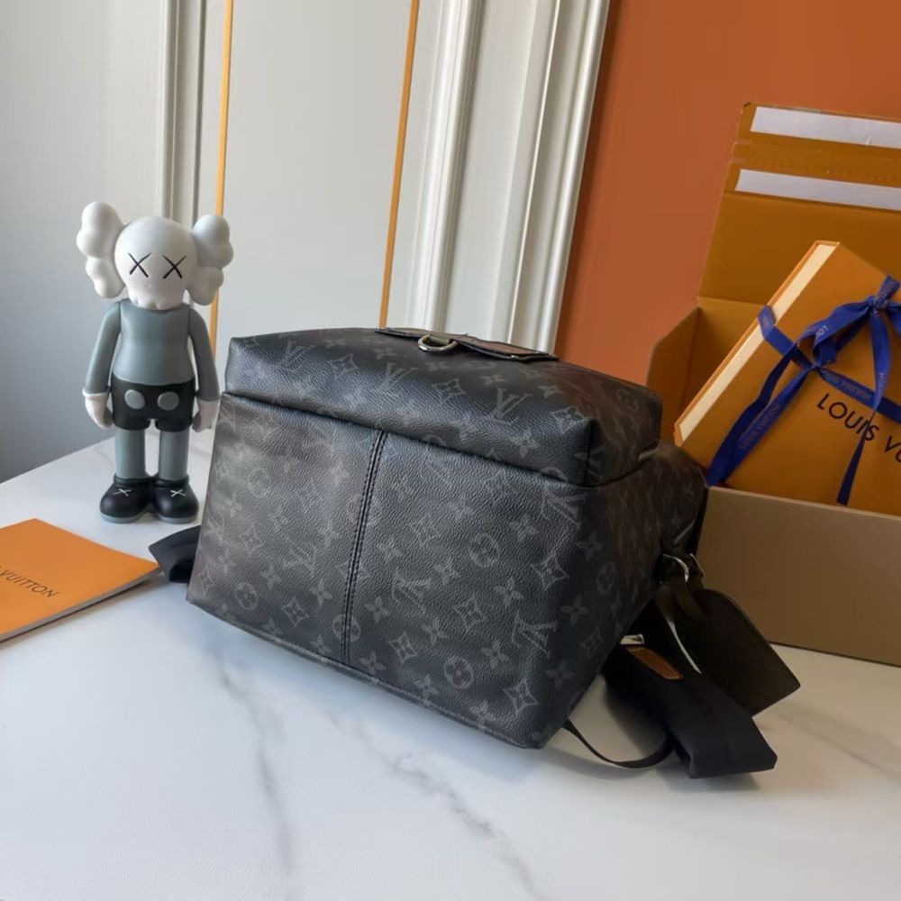 Louis vuitton Discovery blackpack