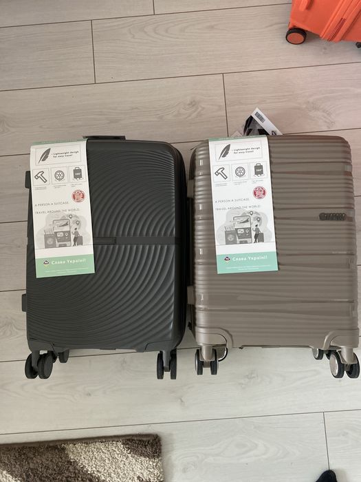 Валізи з поліпропілену Розмір Л ( великий)