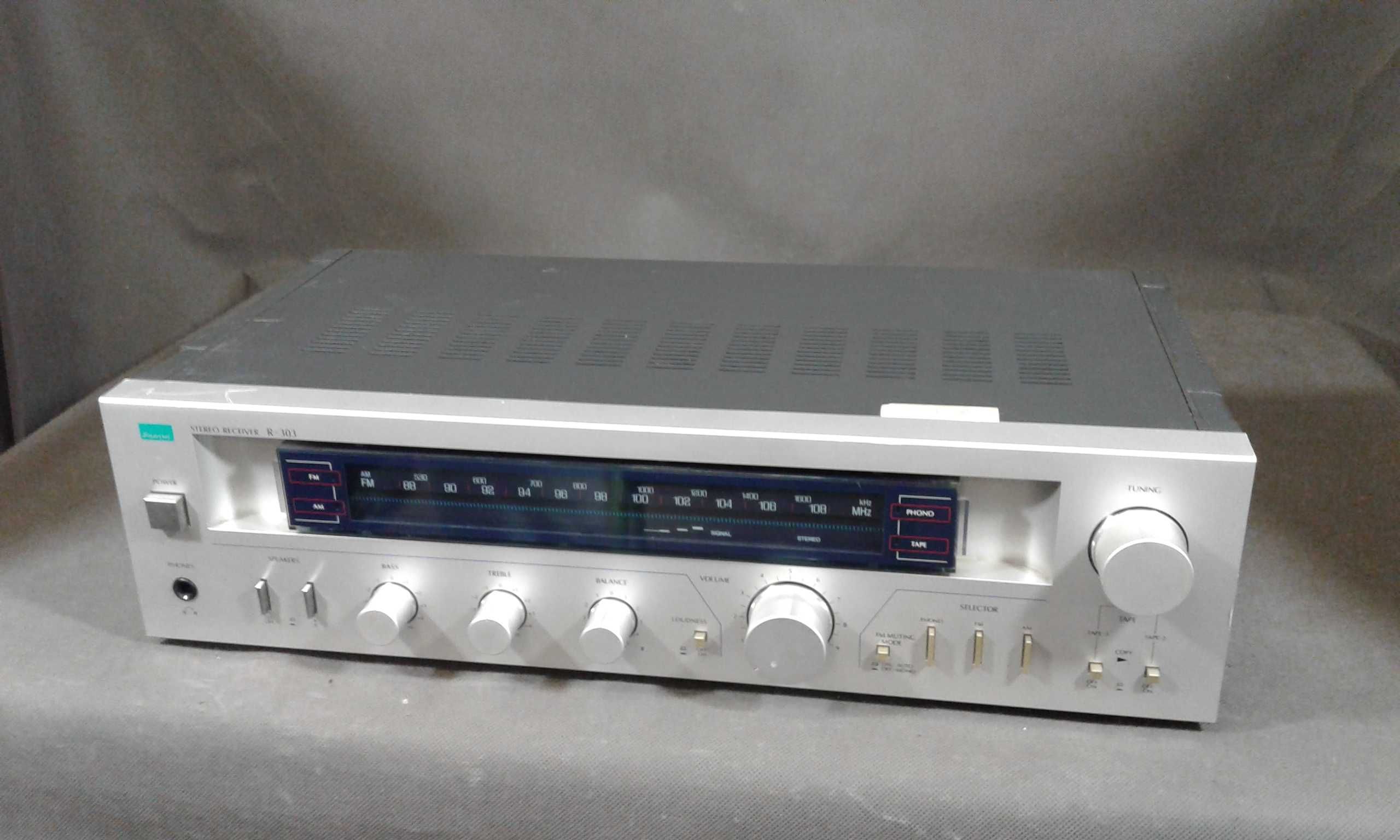 SANSUI R-303,amplituner stereo vintage
