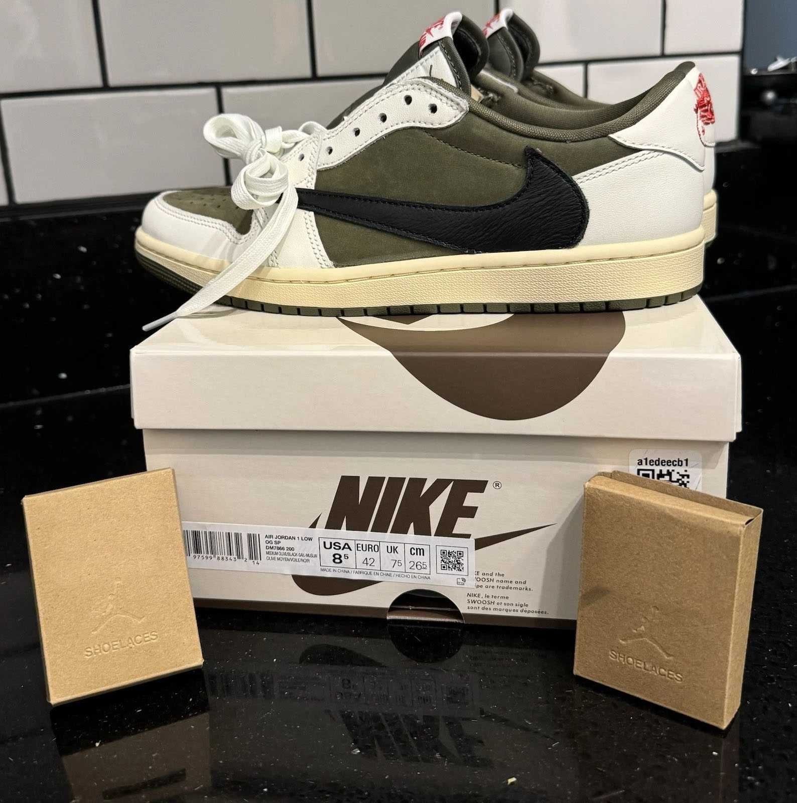 Jordan 1 Retro Low OG SP Travis Scott Olive R.40