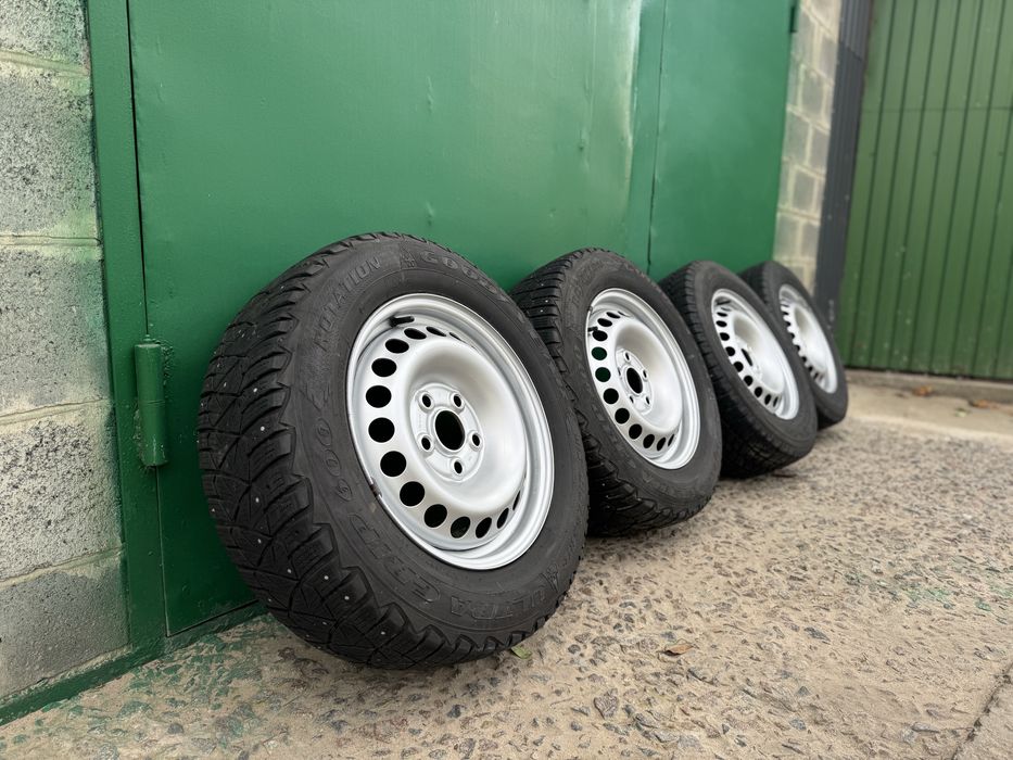 Диски на Volkswagen t5 5x120 + зимова гума Goodyear Tigar 215 65 16 C