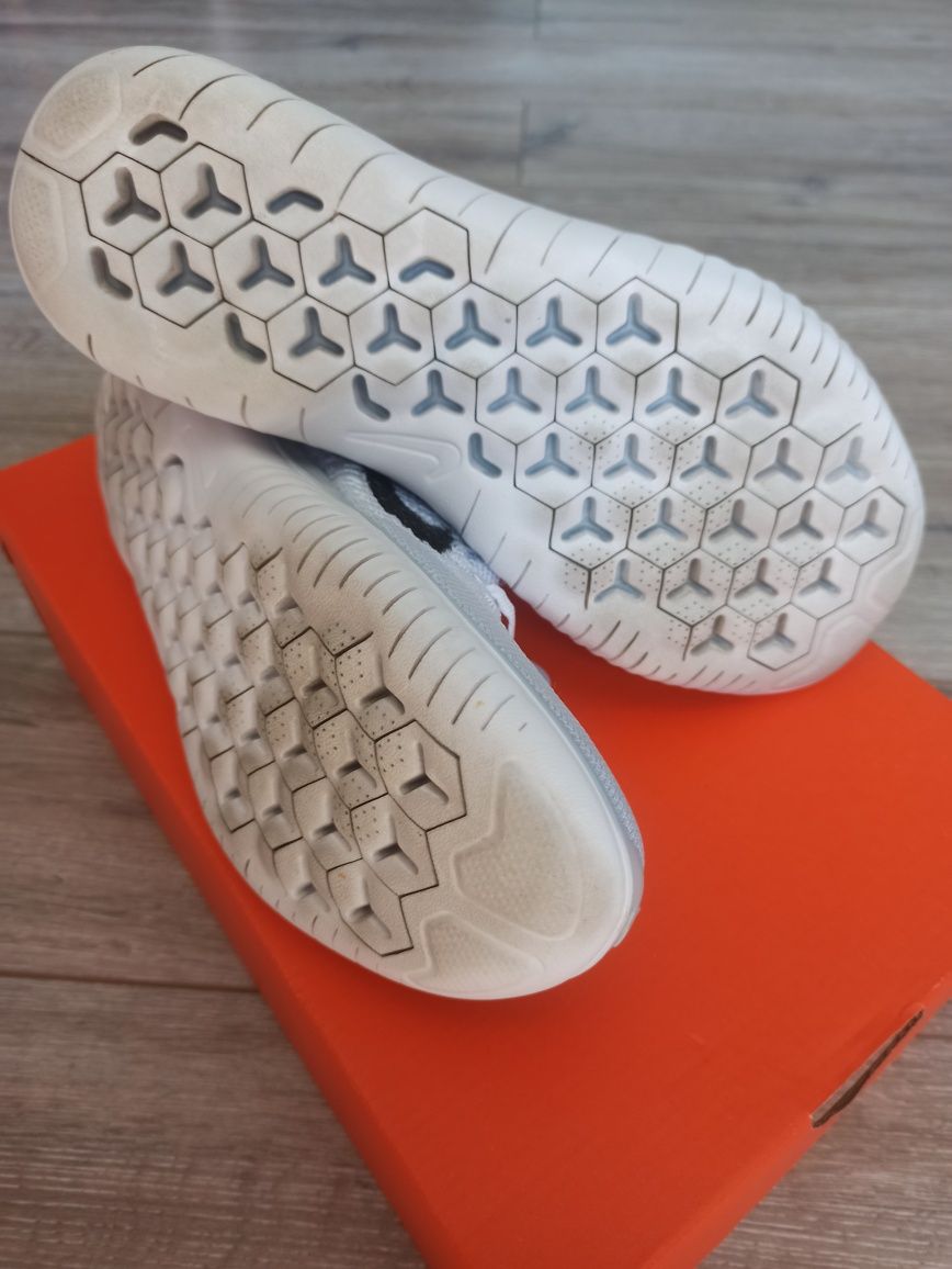 Buty nike free run flyknit do biegania