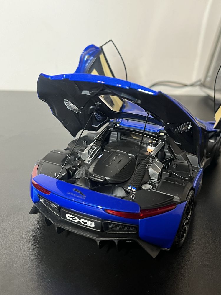 Sprzedam model 1:18 Jaguar C-X75 Almost Real [NOWY]