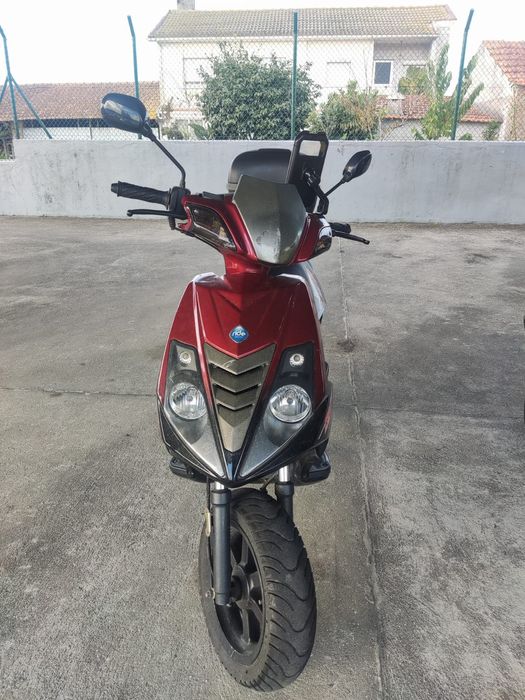 Troco-SCOOTER 125cc-em Carro