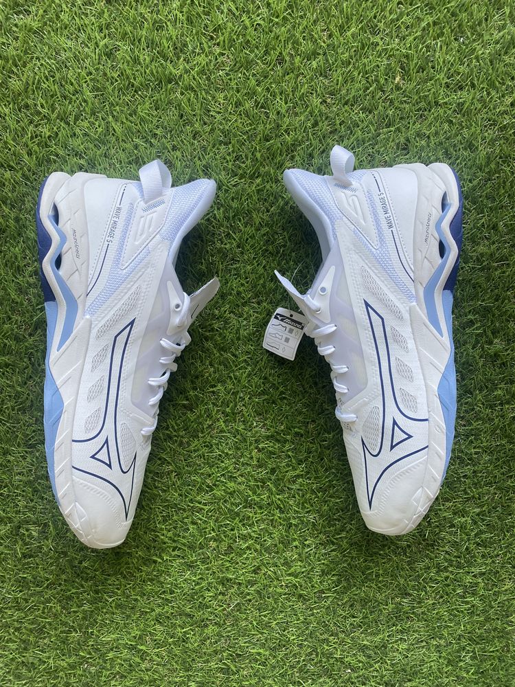 Кросівки mizuno, волейбол, гандбол