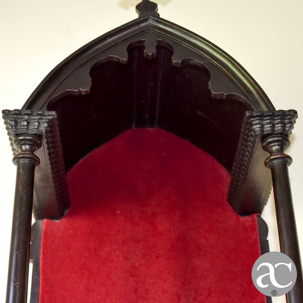 Oratório de suspensão em madeira, séc. XIX