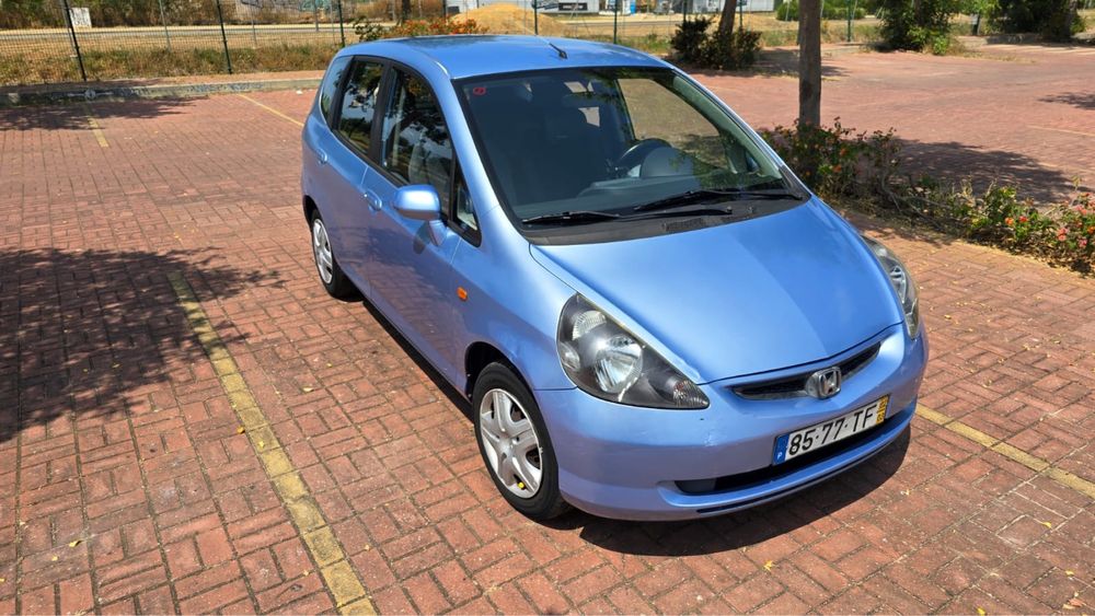 Honda Jazz 2002 – Económico, Fiável e Pronto a Andar