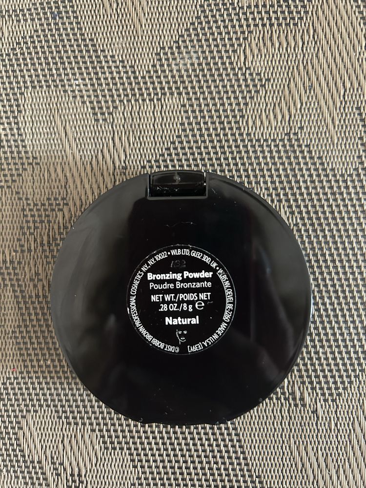 Пудра Bobbi Brown тон Loreal спонжи Artdeco карандаш Yves Rocher маска