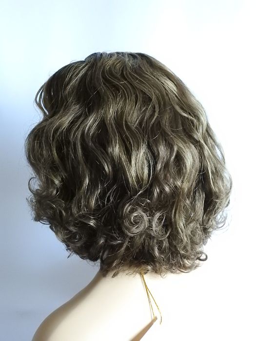 Новый парик из США 50% натуральные волосы $600 Safari шатен мелировка