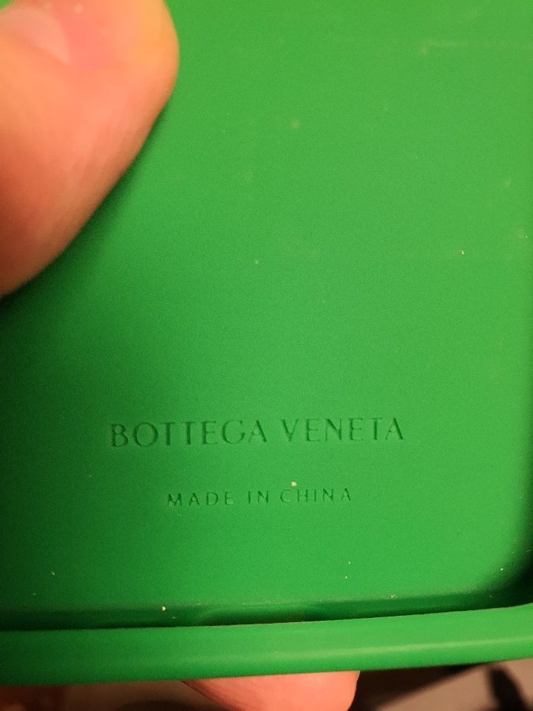 Bottega Veneta iPhone 14 pro max case чехол